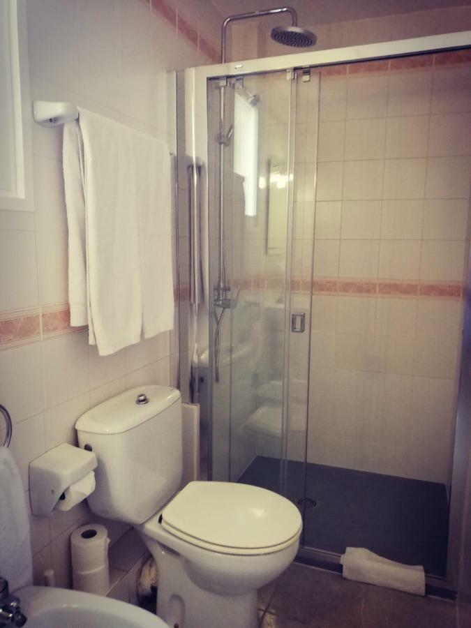 Hostal Parellades Sitges Eksteriør bilde