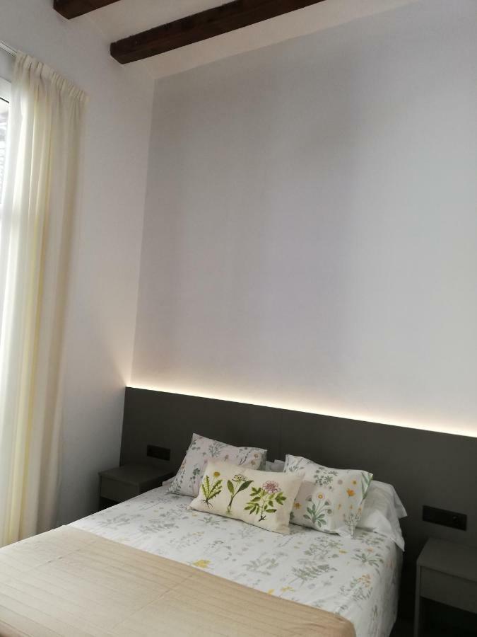 Hostal Parellades Sitges Eksteriør bilde